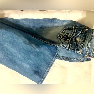 Women Rock Revival Jeans